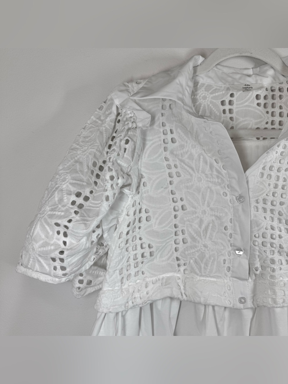 NWOT Entro White Eyelet Tiered Dress Women’s Size Small - Picture 2 of 11